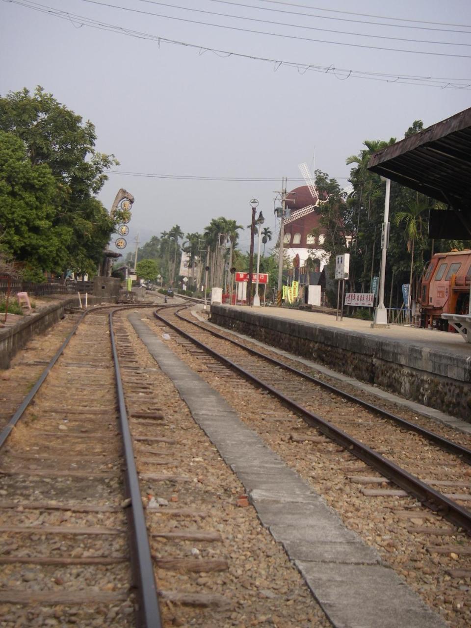 Chong Er Ya She Homestay Jiji Luaran gambar